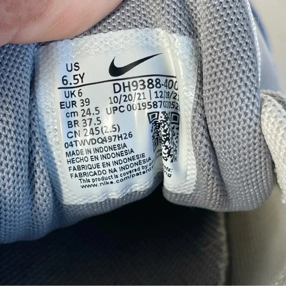 Nike Air Max Motif Kids size 6.5Y - Picture 13 of 13